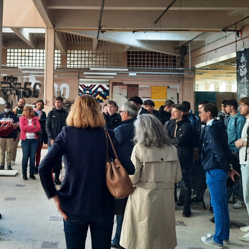 Visite Poste de Brest par lycéens et collégiens