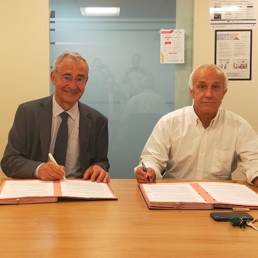 Signature du partenariat entre La Poste Immobilier et Habitat et Humanisme 