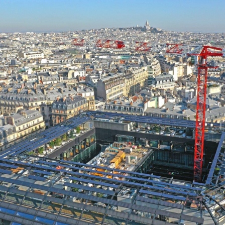 Grue du chantier de la Poste du Louvre